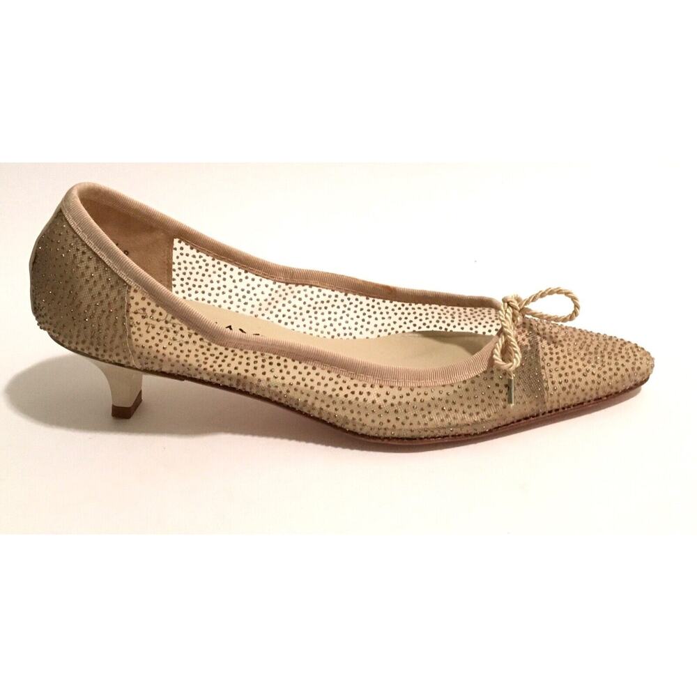 PAUL MAYER Attitudes Royal M Riviera Woman's Size 6.5 Beige Glitter Kitten Heels - Picture 4 of 7
